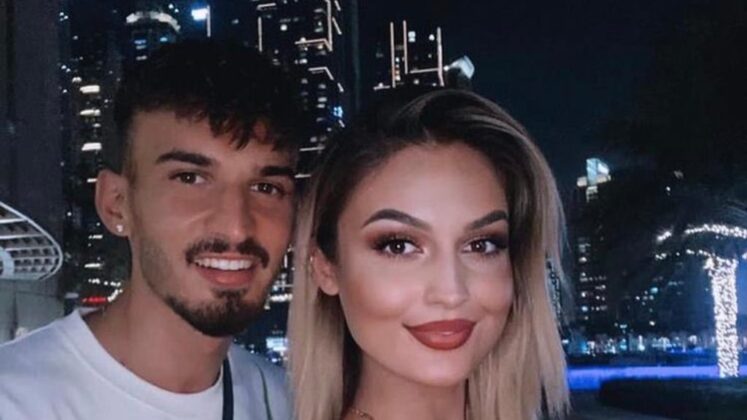 Ufa fohishalar uchlik jinsiy aloqa