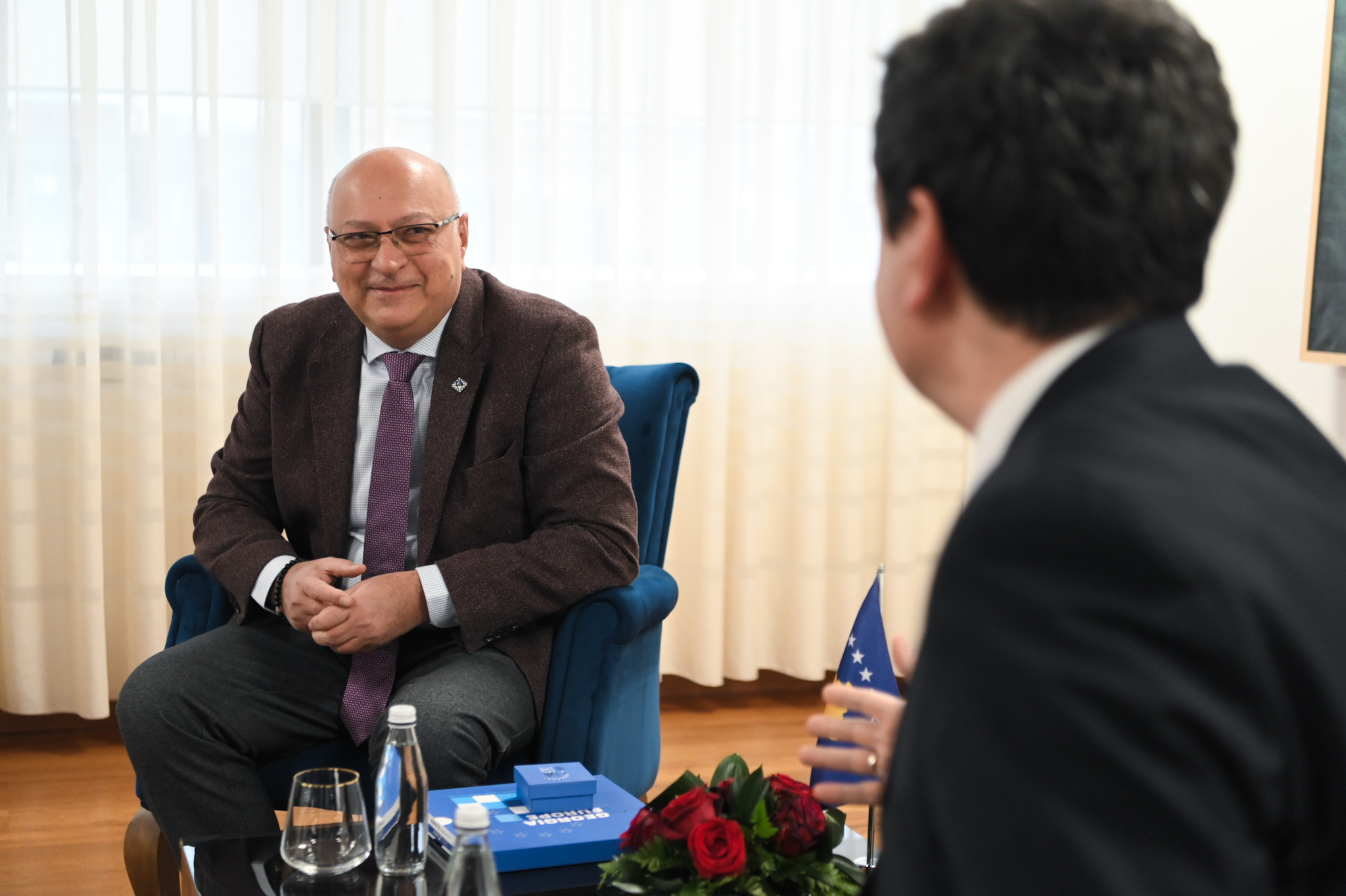 Kurti mirëpriti Kryetarin e Unionit Europian të Shahut  Zurab Azmaiparashvilli