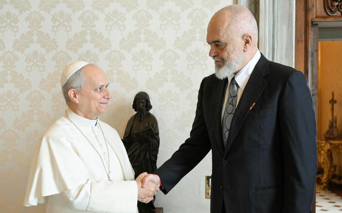 edi-rama-ne-takim-me-papa-leonin-xiv-nje-hap-i-rendesishem-per-shqiperine-dhe-marredheniet-me-vatikanin