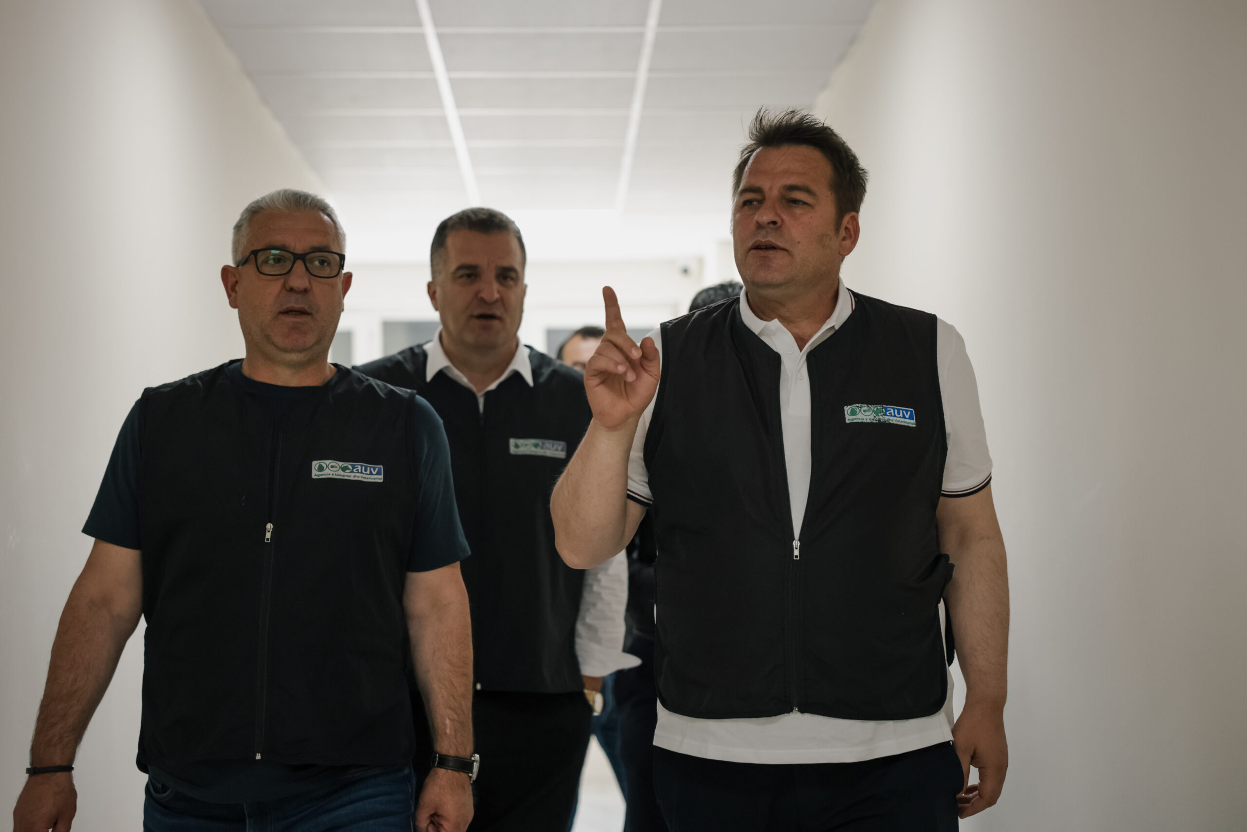 Siguria e ushqimit dhe kontrollet për produktet e qumështit  Muja viziton pikat kufitare Merdarë dhe Hani i Elezit