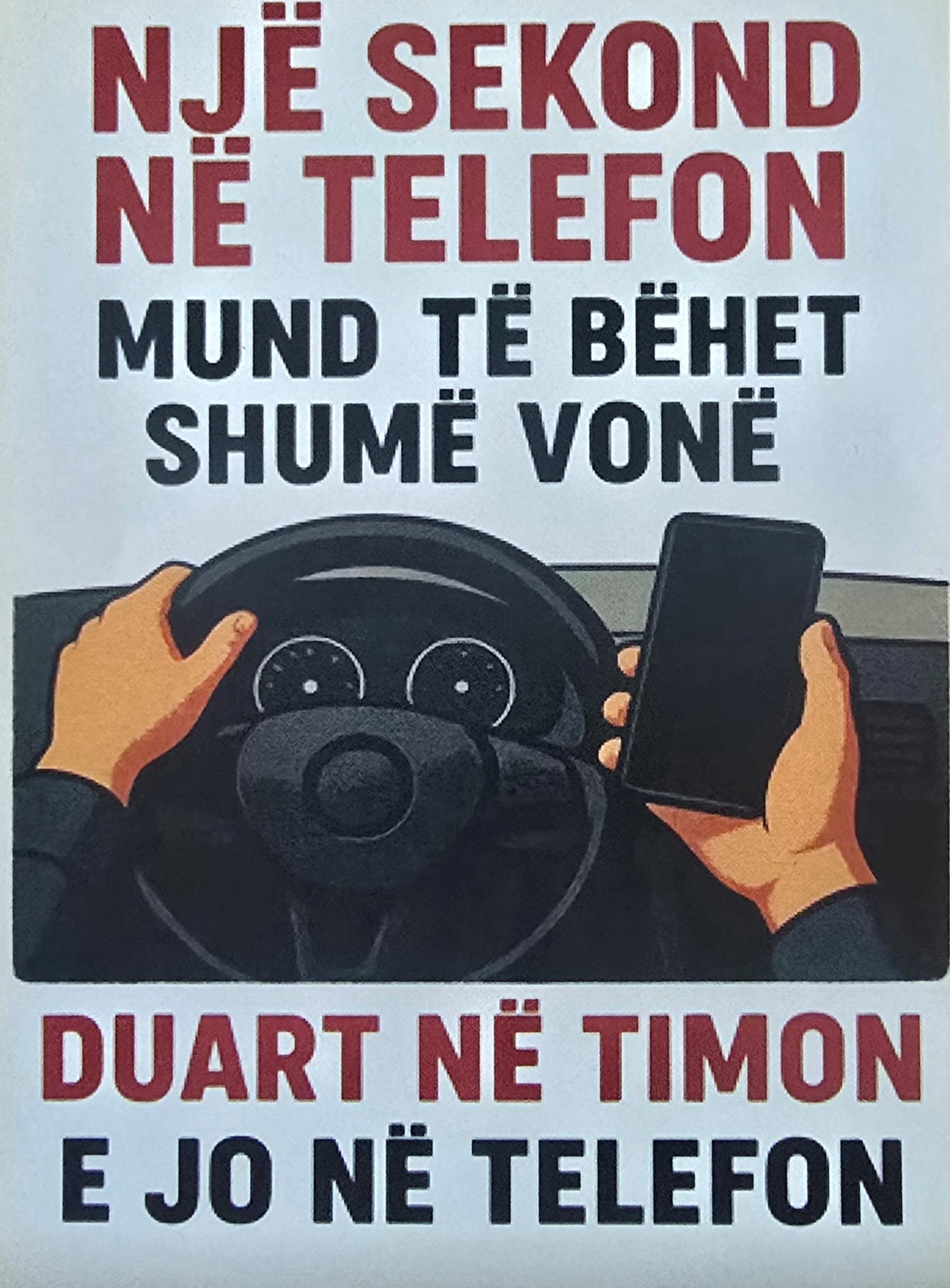 254 gjoba për përdorim të telefonit gjatë vozitjes në Ferizaj brenda një muaji